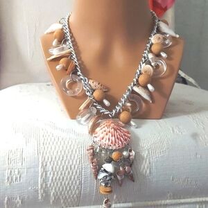 Chunky Sea Shell beaded Silver-Tone  Earth-Tone Marbled Beads Boho necklace